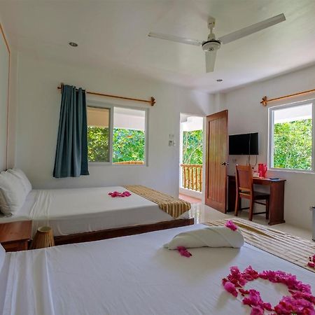 Evolution Dive And Beach Resort Malapascua Buitenkant foto